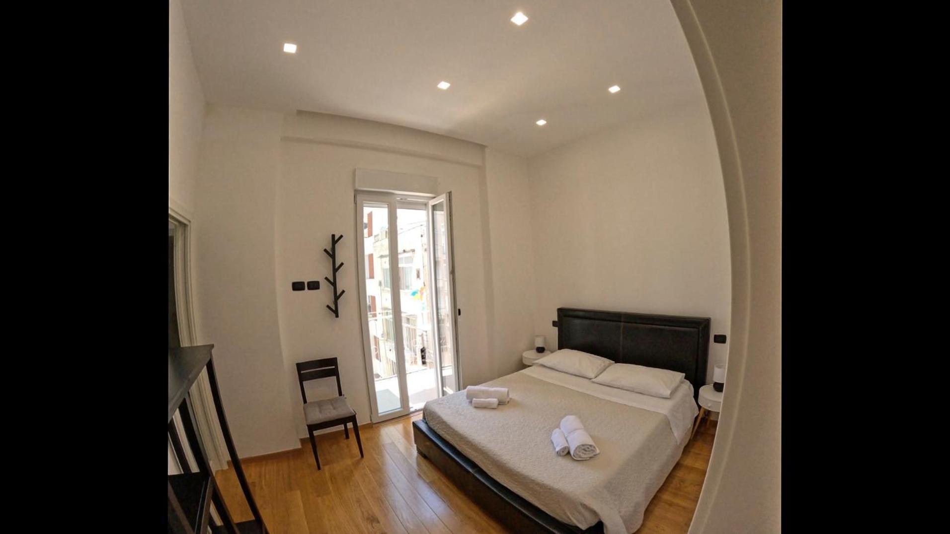 New Rooms Center บารี ภายนอก รูปภาพ